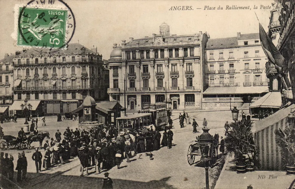 Angers — Praça do Ralliement, a Postagem — ND Phot - Frente