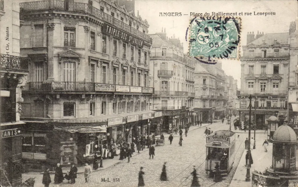 Angers — Place du Ralliement und rue Lenepeuve — M-L 151 - Vorderseite