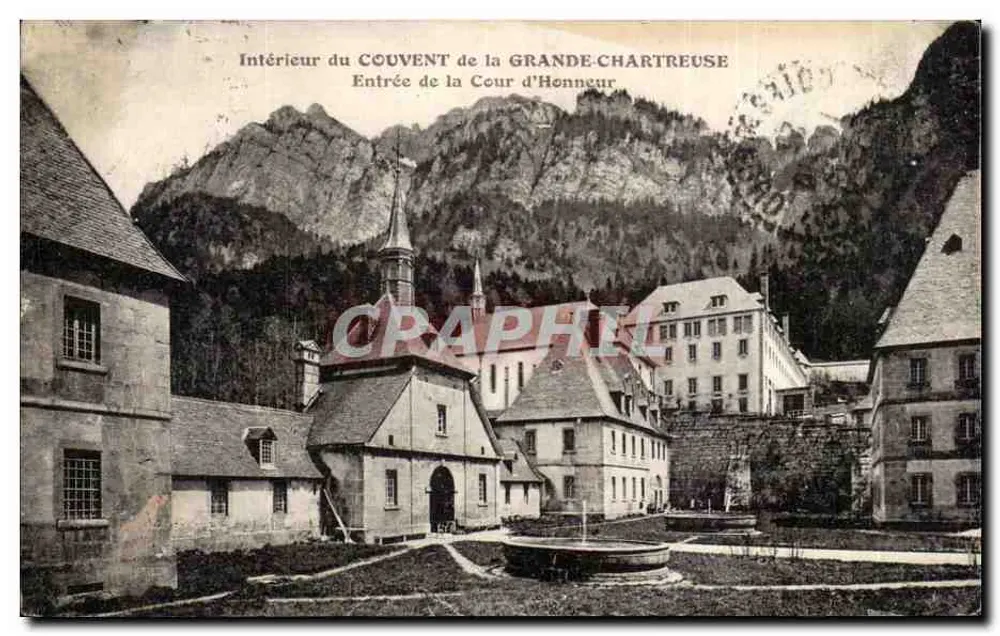 Innenraum des KLOsters der GRANDE-CHARTREUSE — Eingang zur Cour d'Honneur - Vorderseite