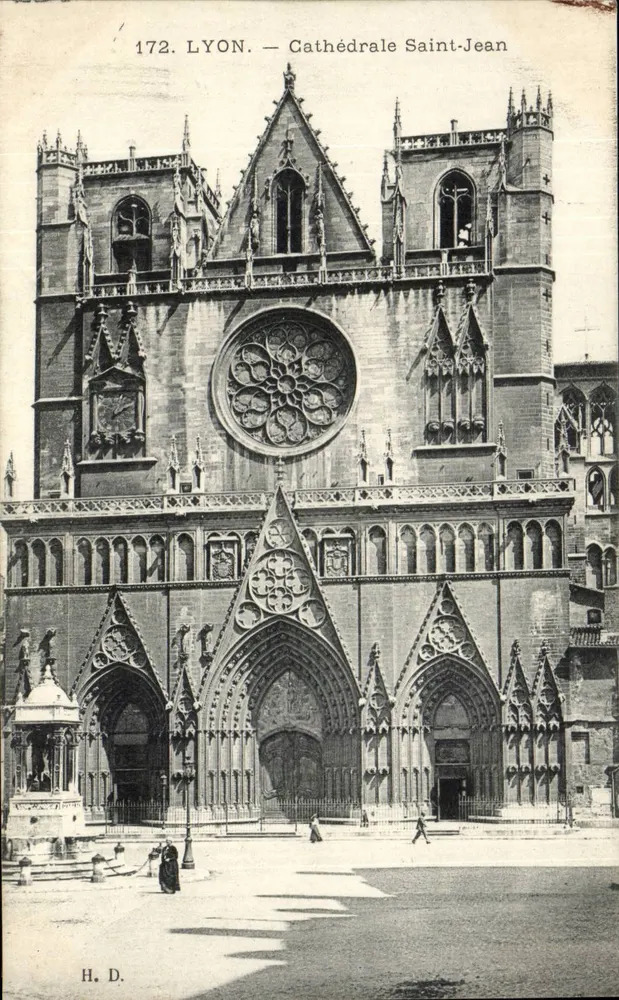 LYON — Catedral de São João — H. D. n° 172 - Frente