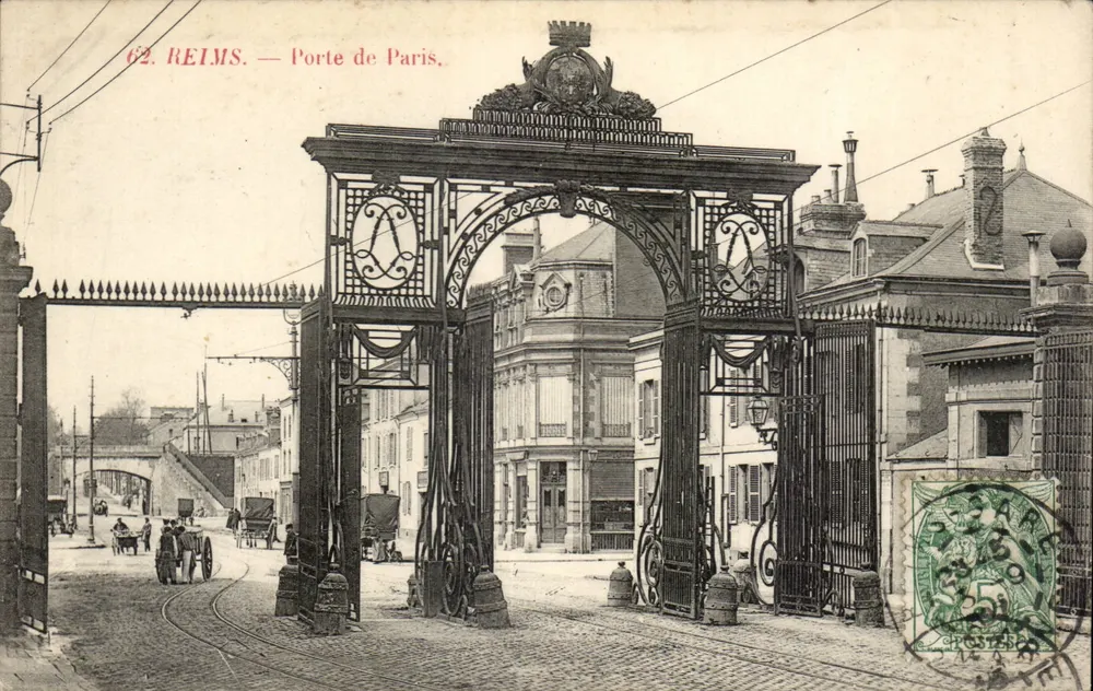 Reims — Porta de Paris — editor desconhecido, n° 62 - Frente