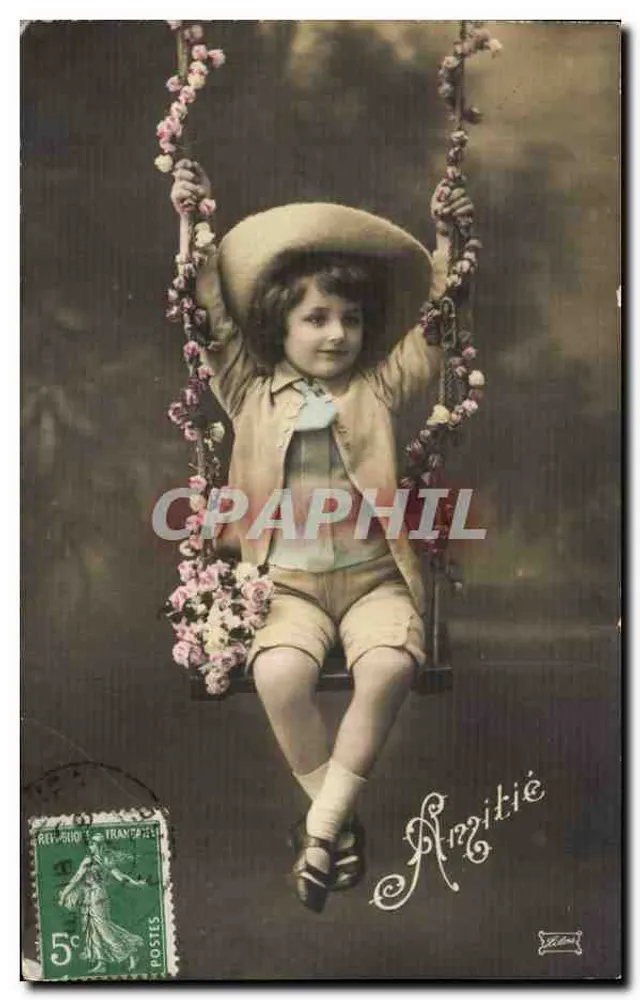 Kind auf Blumenverziertem Schaukel — Antiquität — Verlag: Suidon - Vorderseite