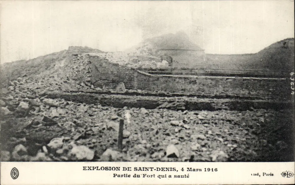 Explosion von Saint-Denis, 4. März 1916 — Teil des Schlosses, das explodiert ist — Verlag B.D. Paris - Vorderseite