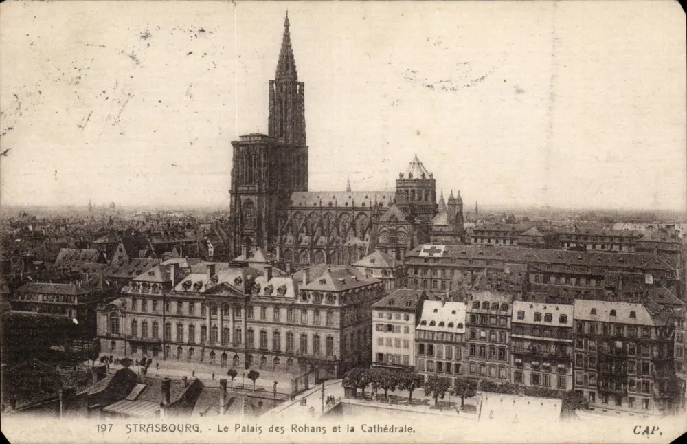Straßburg - Das Rohan-Palais und die Kathedrale — CAP. - Vorderseite