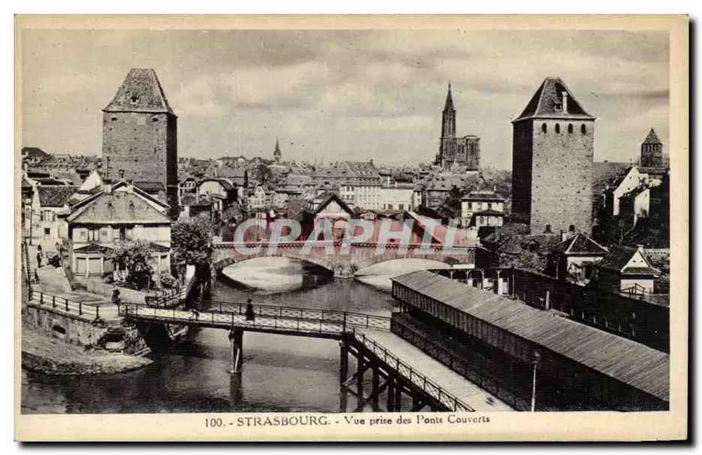 Straßburg — Ansicht vom Ponts Couverts - Vorderseite