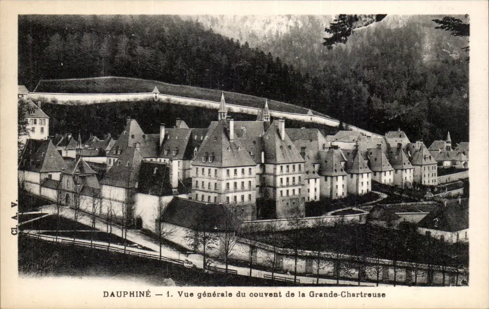 Dauphiné — Allgemeiner Blick auf das Kloster der Grande-Chartreuse — C.L.A.V. n°1 - Vorderseite