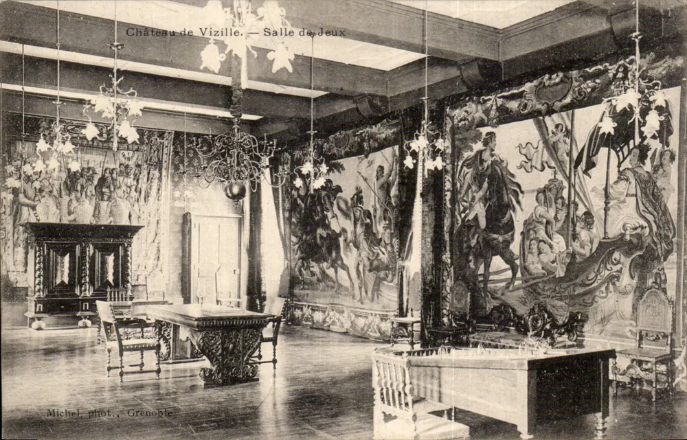 Schloss Vizille — Salle de Jeux — Michel phot., Grenoble - Vorderseite