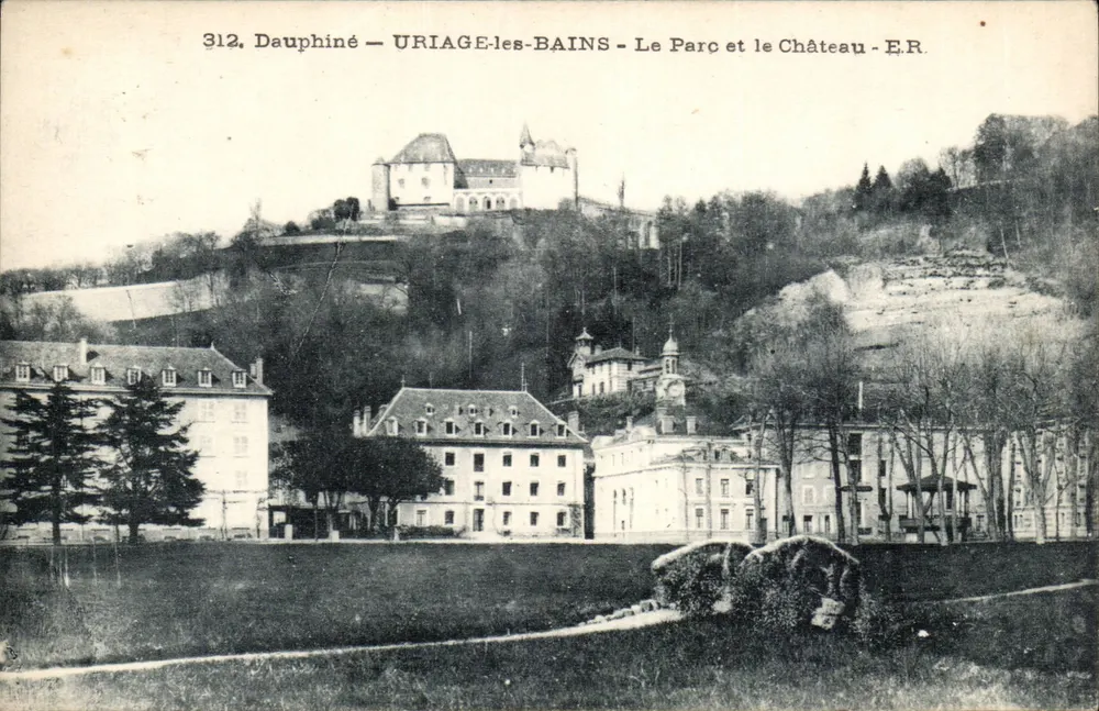 Uriage-les-Bains — Der Park und das Schloss — E.R. - Vorderseite