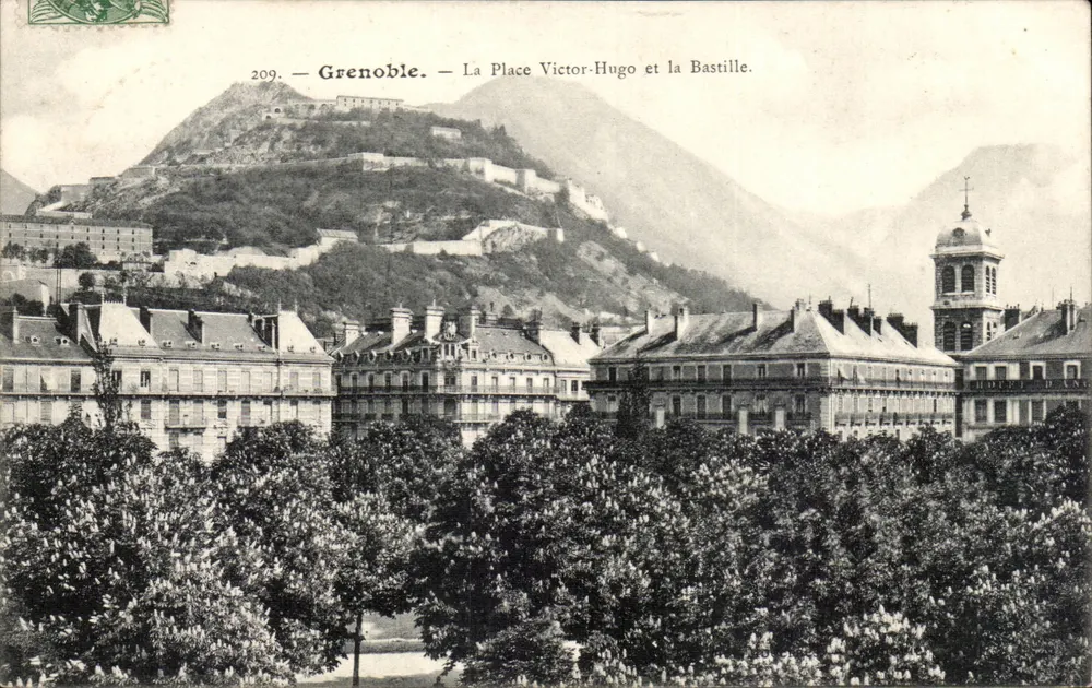 Grenoble — Place Victor-Hugo und die Bastille — unbekannter Verlag, Nr. 209 - Vorderseite