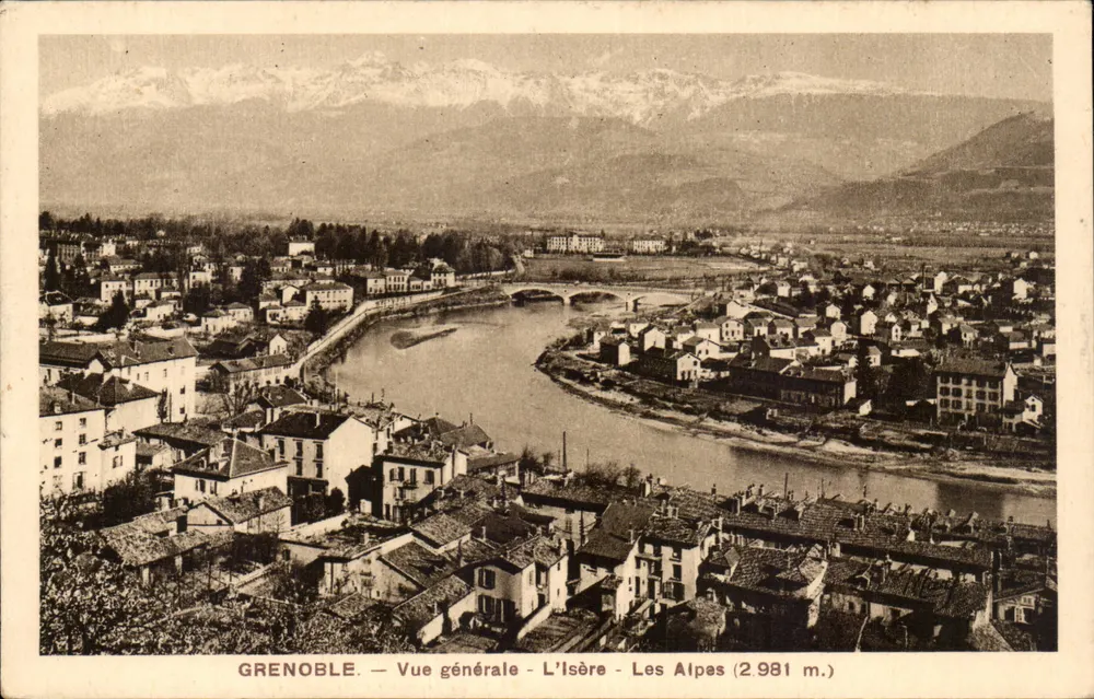 Grenoble — Vista geral — A Isère — As Alpes (2.981 m.) - Frente