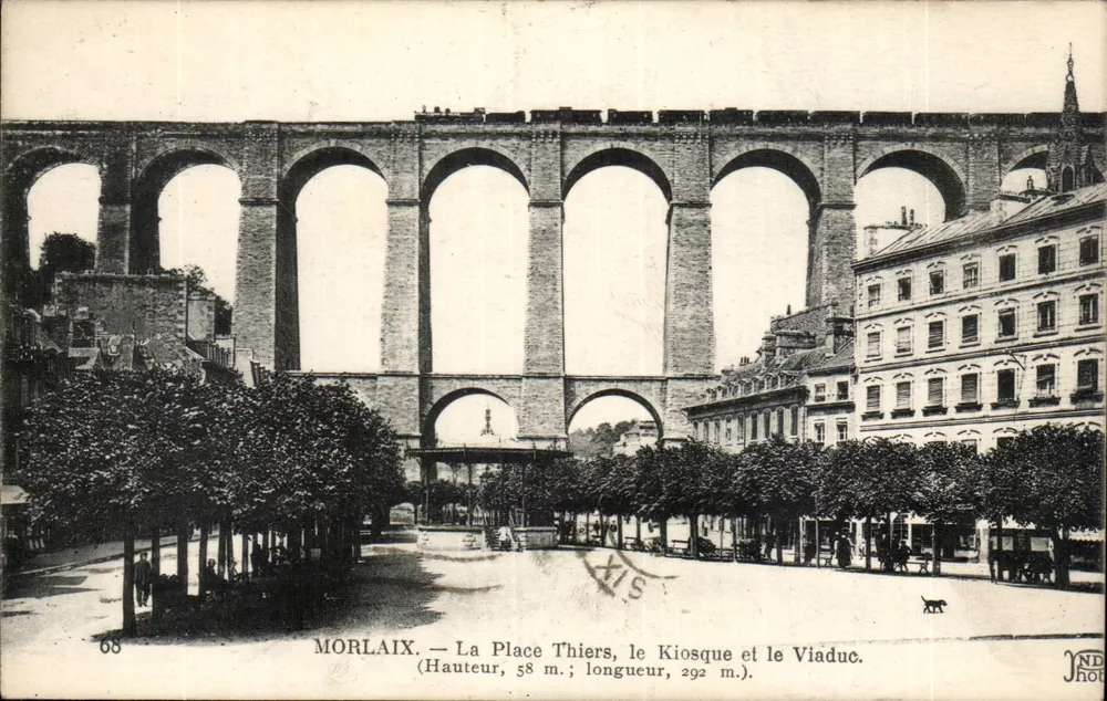 Morlaix — Place Thiers, der Kiosk und der Viadukt — NDHOT - Vorderseite