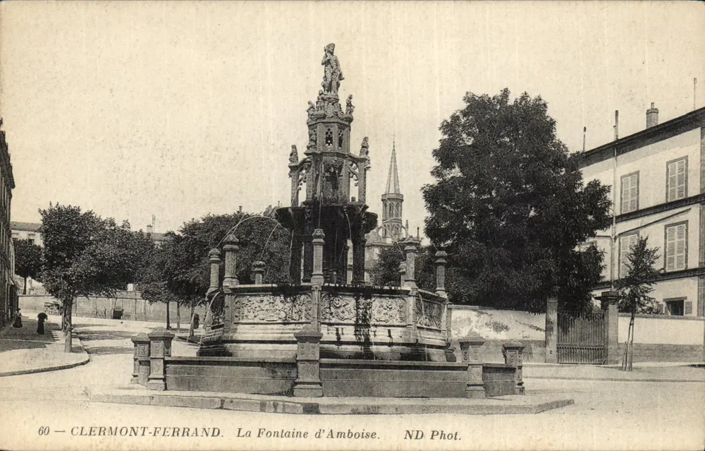 Clermont-Ferrand — Ansicht der Fontaine d'Amboise — ND Phot. - Vorderseite