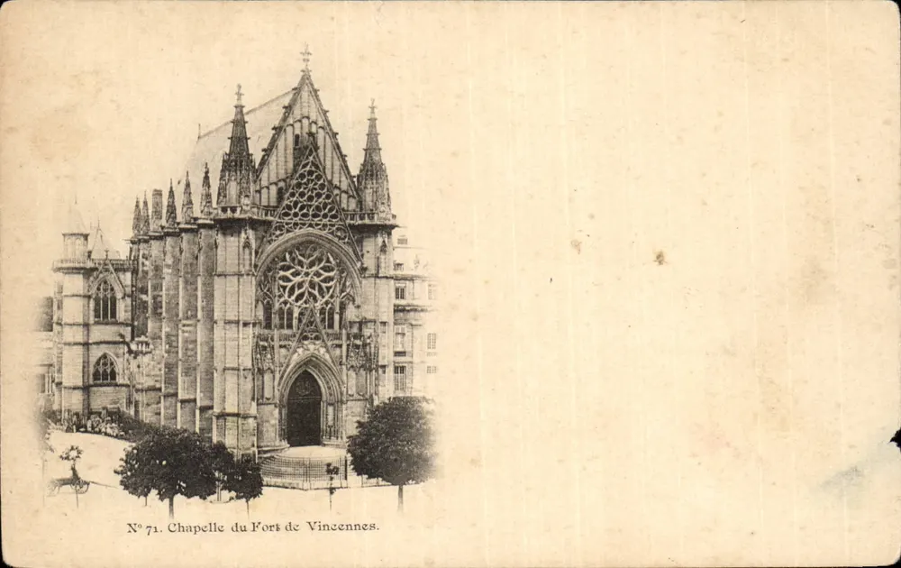 Chapelle du Fort de Vincennes — façade gothique avec rosace — éditeur : N° 71 - Frente