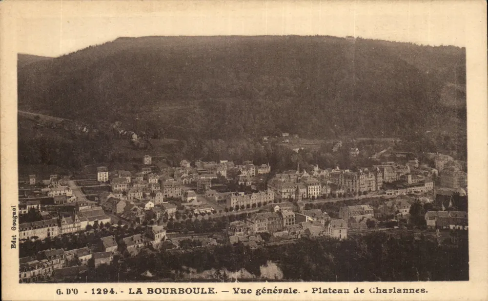 La Bourboule — Vista geral — Plateau de Charlannes — G. D'O - 1294 - Frente