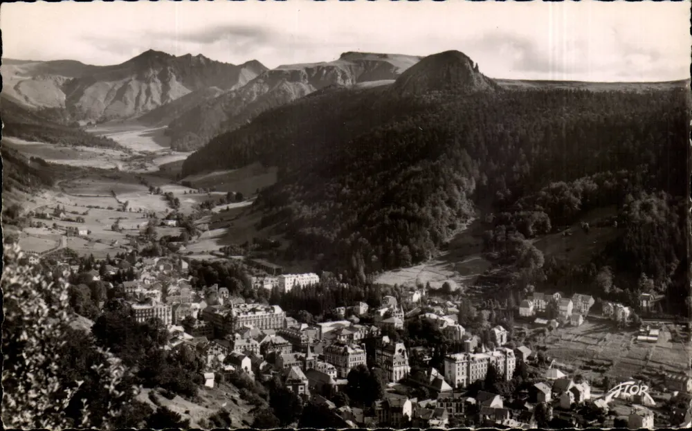 Le Mont-Dore — Vista geral — Edições d'Art Marceau Carrière - Frente