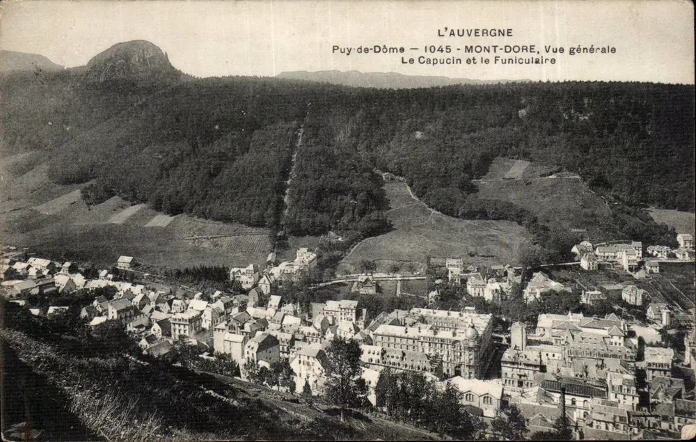 Puy-de-Dôme — Le Capucin und der Funicular — Allgemeiner Blick - Vorderseite
