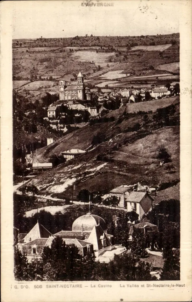 Saint-Nectaire — Die Tal und St-Nectaire-la-Haut — Das Casino — Verleger G. D'O. 506 - Vorderseite