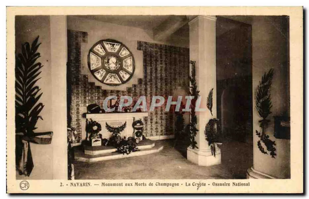 Navarin — Denkmal für die Toten der Champagne — Die Krypta — Nationales Ossarium - Vorderseite