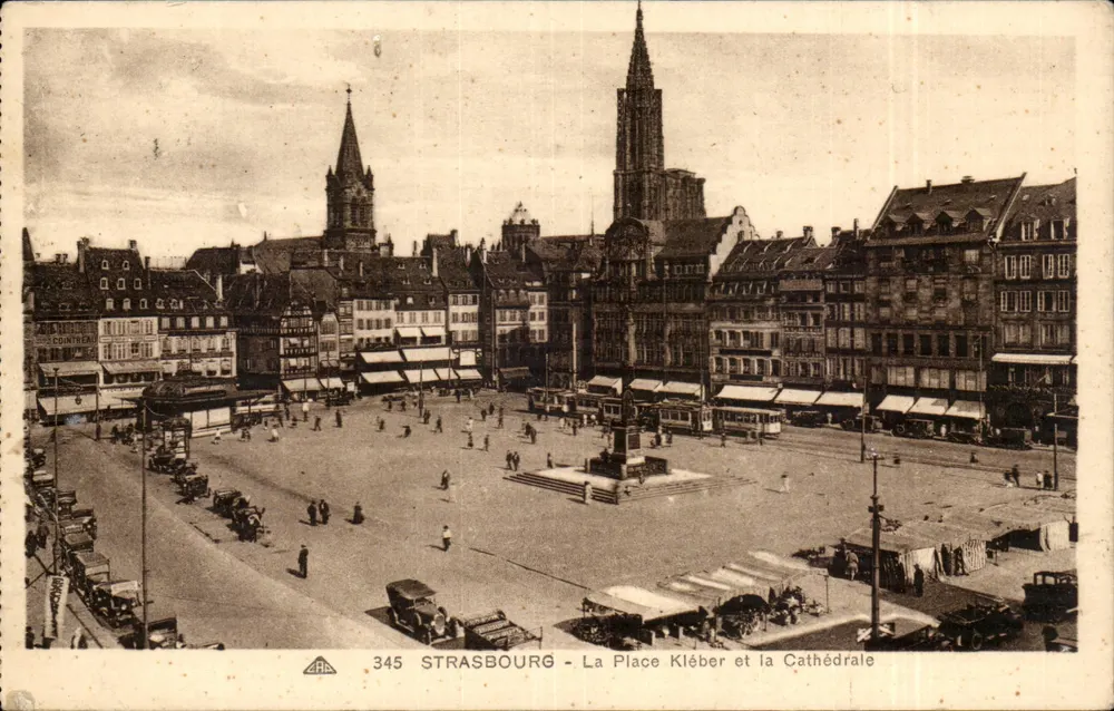 Strasbourg - Place Kléber und die Kathedrale — Verlag COUTREAU, Nr. 345 - Vorderseite