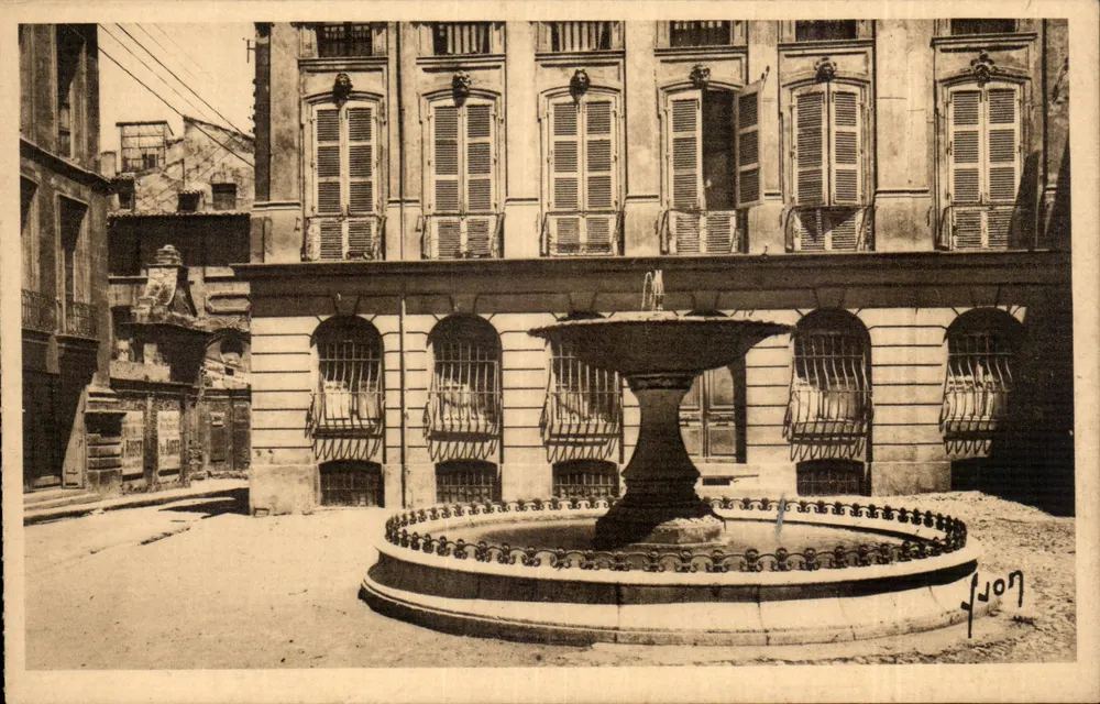 Place d'Albertas — Aix-en-Provence — Éditions d'Art Martel - Frente