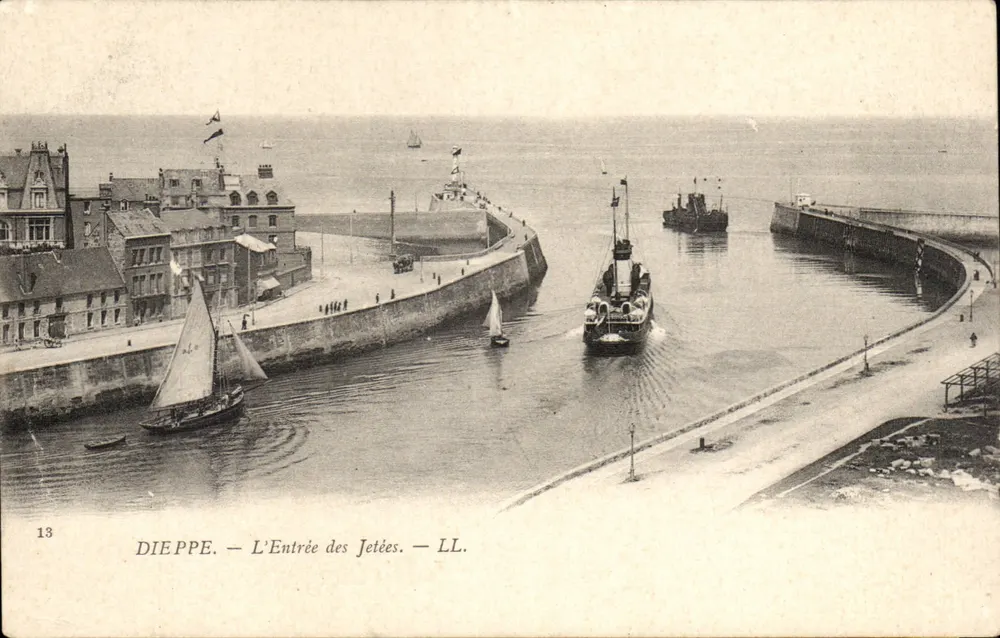 Dieppe — A Entrada das Píeres — LL. - Frente