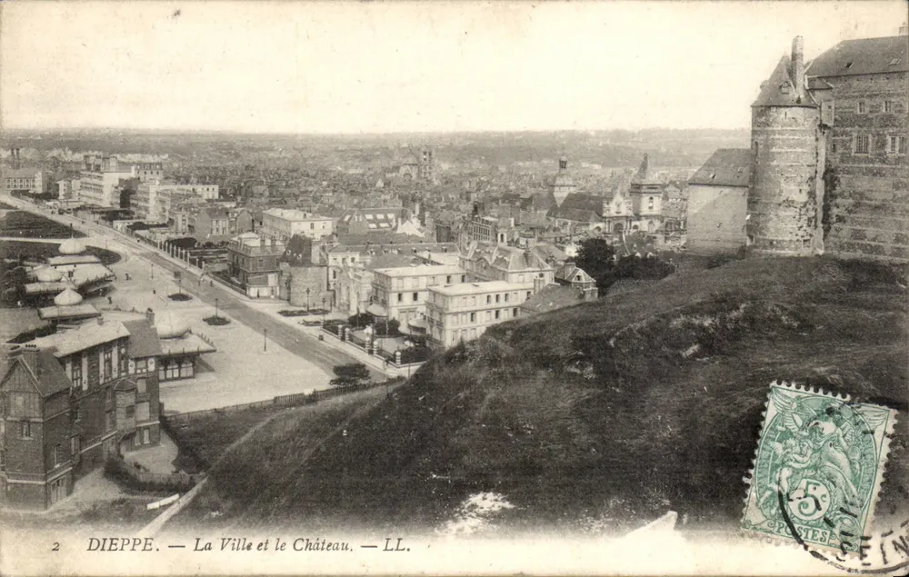Dieppe — Die Stadt und das Schloss — LL. - Vorderseite