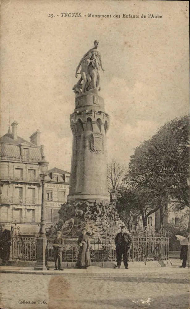 Troyes - Monumento a los Niños de l'Aube — Colección T.G. - Anverso
