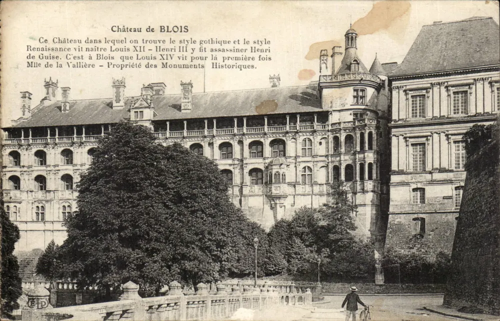 Castelo de Blois — estilo gótico e Renascimento — Editor E.P. n° 546457 - Frente