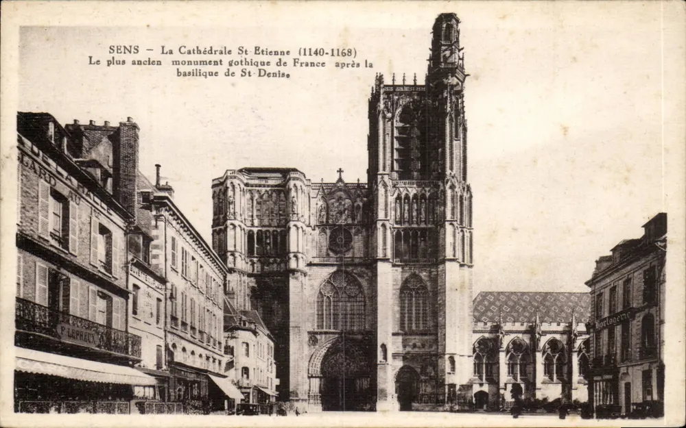 Sens — A Catedral de São Etienne (1140-1168) — O mais antigo monumento gótico da França após a basílica de São Denís — F. Lepreux - Frente