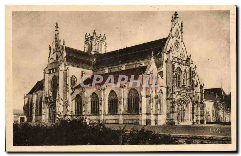 Bourg (Ain) — Igreja de Brou — Vista geral — Les Éditions d'Art Yucatan, Paris - Frente