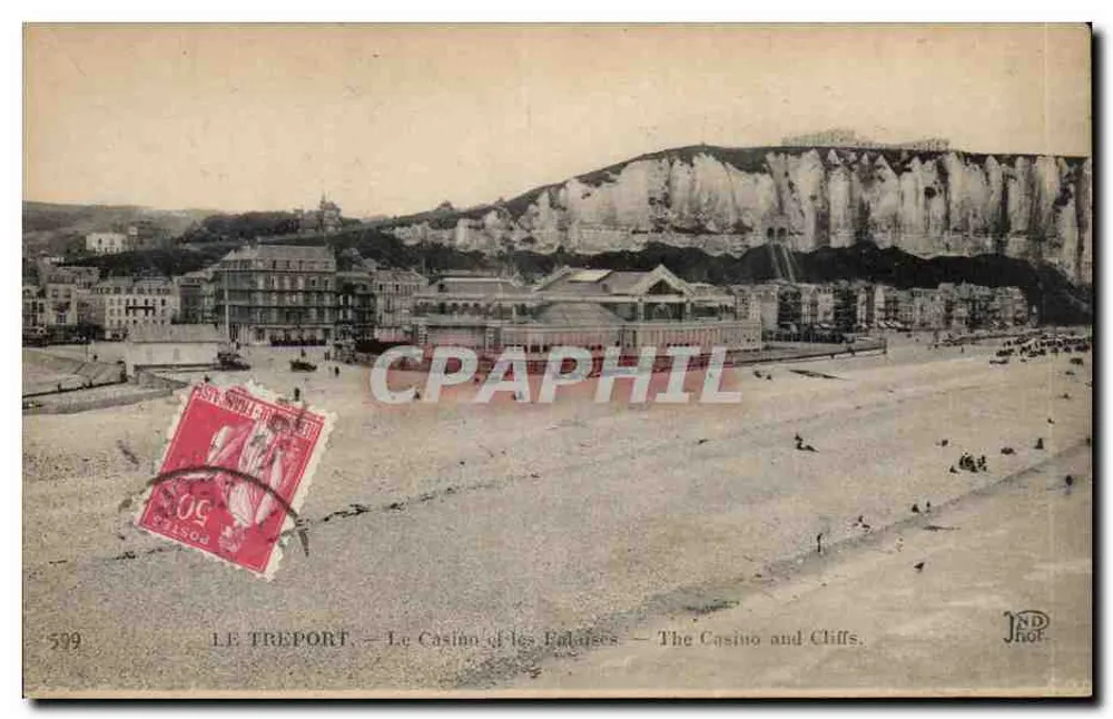 Le Tréport — O Casino dos Palais — O Casino e as Falésias. - Frente