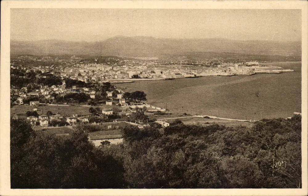 Antibes — A Enseada de Saint-Roch — Edições de Arte WYON - Frente
