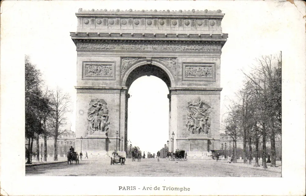 Paris - Arco do Triunfo — vista monumental — editor não identificado - Frente