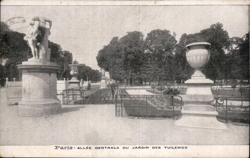 Paris — Zentralallee des Jardins des Tuileries — Verlag/Drucker nicht sichtbar - Vorderseite