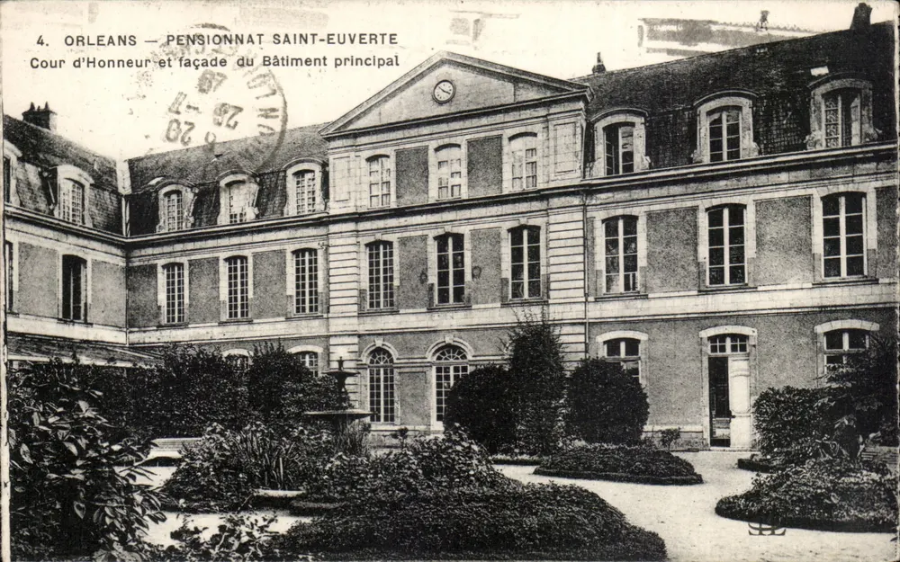 Orléans — Pensionnat Saint-Euverte — Cour d'Honneur und Fassade des Hauptgebäudes - Vorderseite