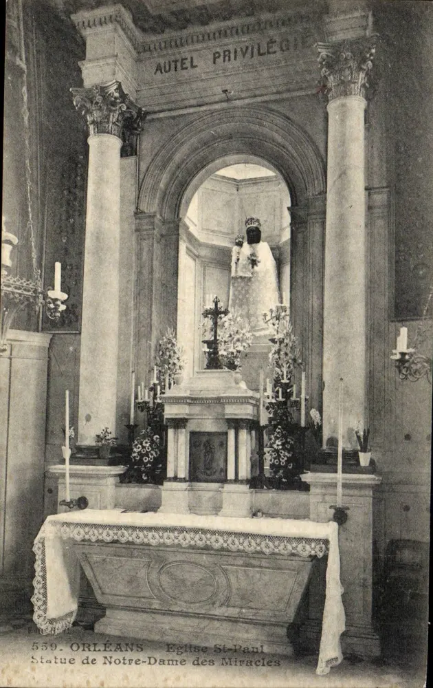Statue der Notre-Dame des Miracles — Kirche Saint-Paul — Orléans - Vorderseite