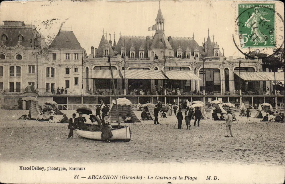 Arcachon (Gironde) — O Casino e a Praia — Marcel Delboy, fototipia, Bordeaux, n°81 - Frente