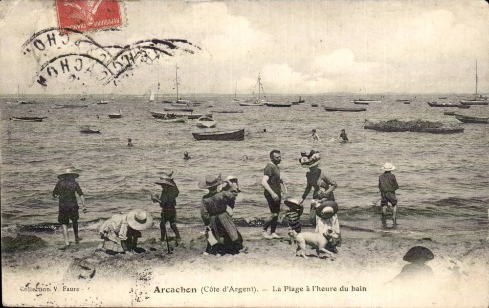 Arcachon (Côte d'Argent) — A Praia na Hora do Banho — Coleção V. Faure - Frente