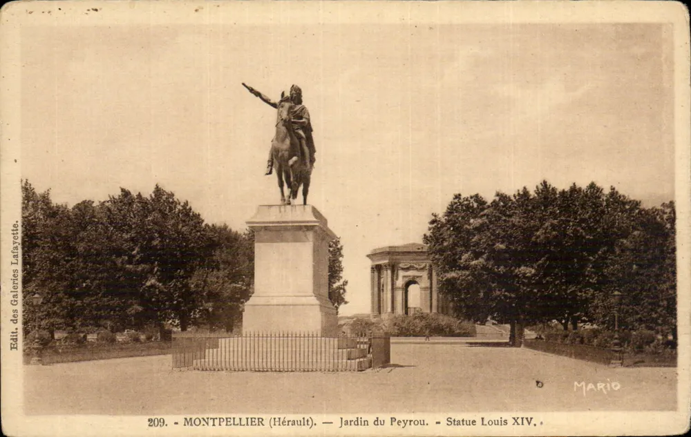 Montpellier (Hérault) — Jardin du Peyrou — Statue Louis XIV — Éd. des Galeries Lafayette, n°209 - Vorderseite