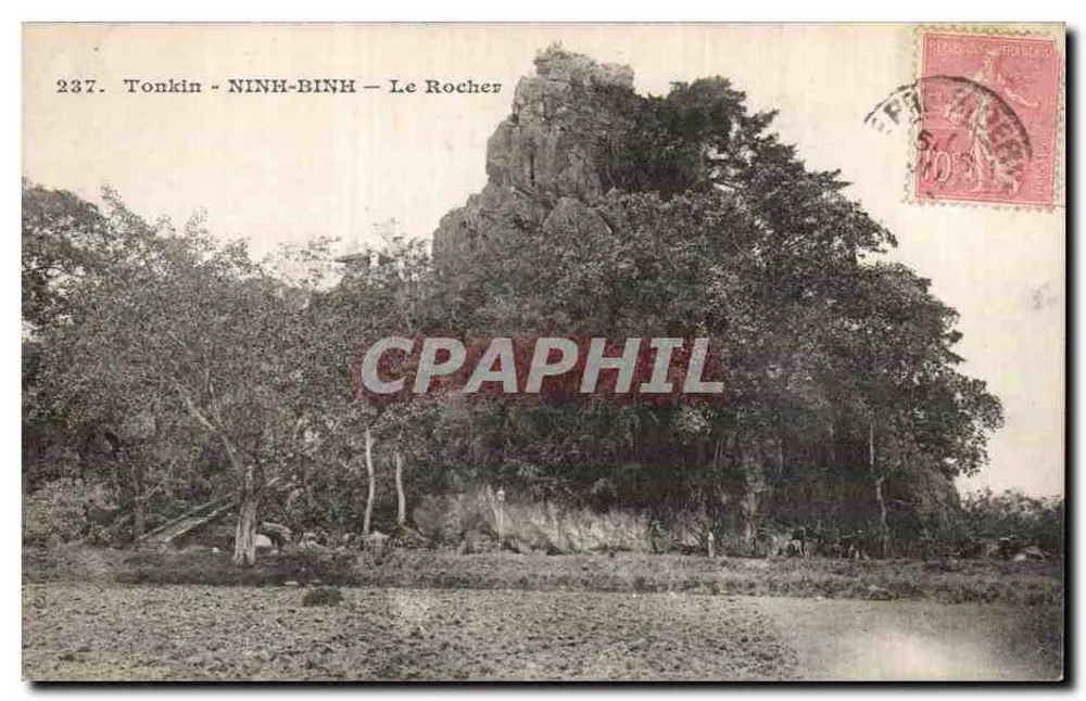 Ninh-Binh — Der Felsen — 237 - Vorderseite