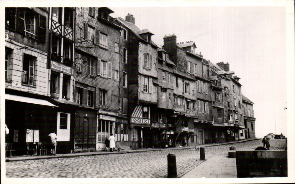 Alte Häuser am Quai Sainte-Catherine — Honfleur (Calvados) — Photo Galy - Vorderseite