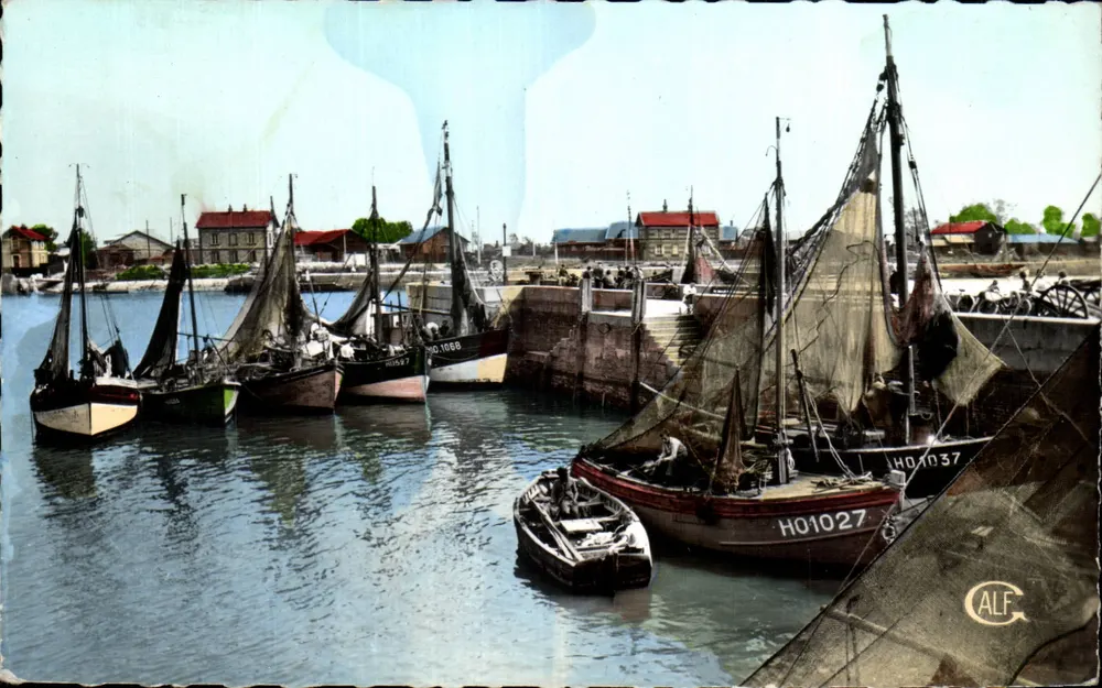 Honfleur — A Entrada do Porto — Edição GALF, Paris - Frente