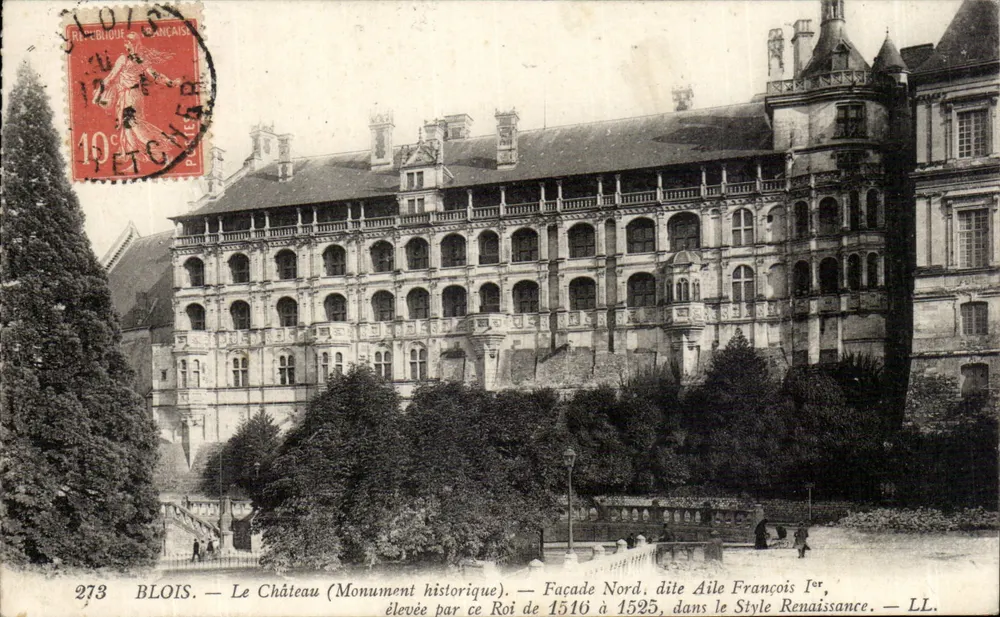 Blois — Zamek (Monument historique) — Façada Północna, zwana Skrzydłem Franciszka I, wybudowana przez tego Króla w latach 1516–1525 w stylu renesansowym — LL. - Awers