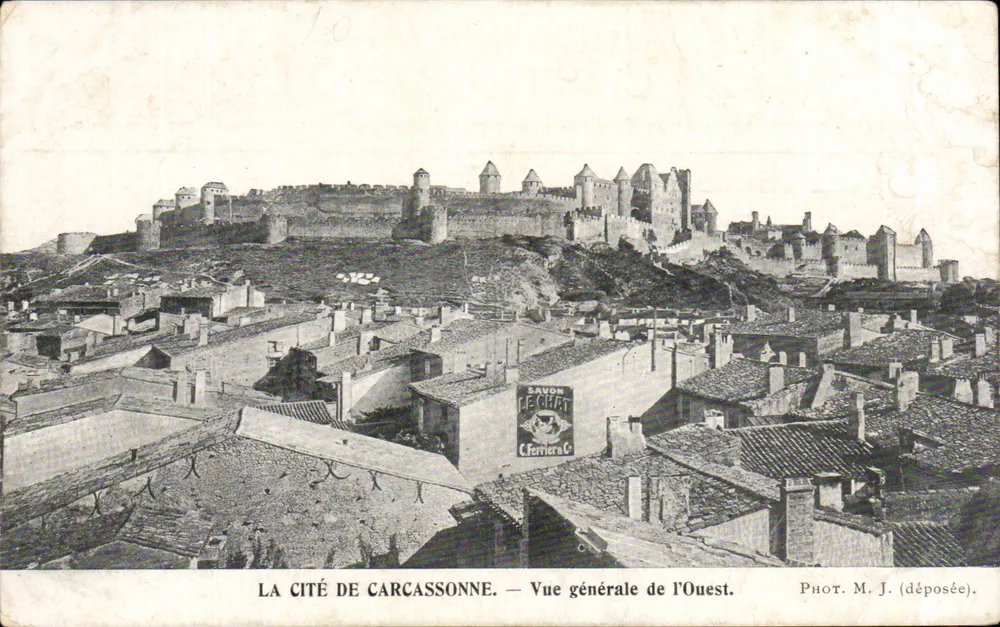 La Cité de Carcassonne — Algemene uitzicht van het Westen — Fot. M. J. (afgegeven) - Voorkant