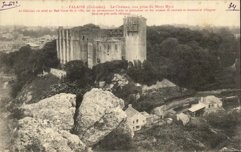 FALAISE (Calvados) — Das Schloss, Ansicht vom Mont Myra — Verleger A.V. n°7 - Vorderseite