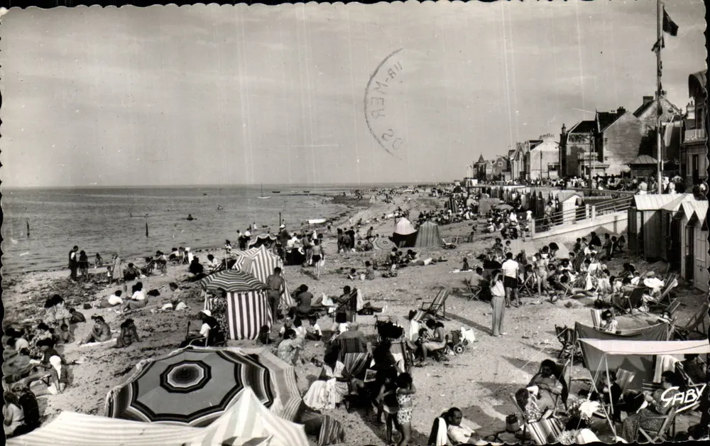 Saint-Aubin-sur-Mer — A Praia — Edições Gaby - Frente