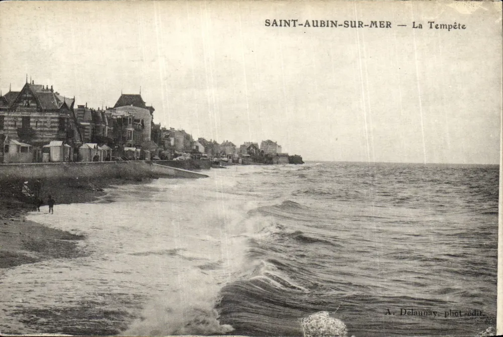 Saint-Aubin-sur-Mer — A Tempestade — A. Delaunay, fot.-edit. - Frente