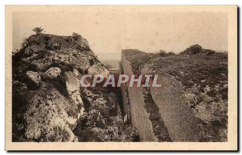 Mont Roma Schloss — Die malerischen Felsen (Der geschnittene Felsen) — Ausgabe Désiré, Saint-Sernin-du-Plain - Vorderseite