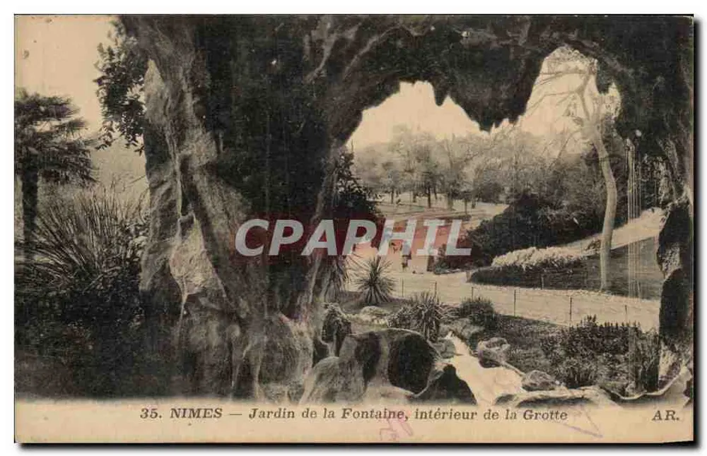 Nîmes — Jardin de la Fontaine, Innenraum der Grotte — AR. - Vorderseite