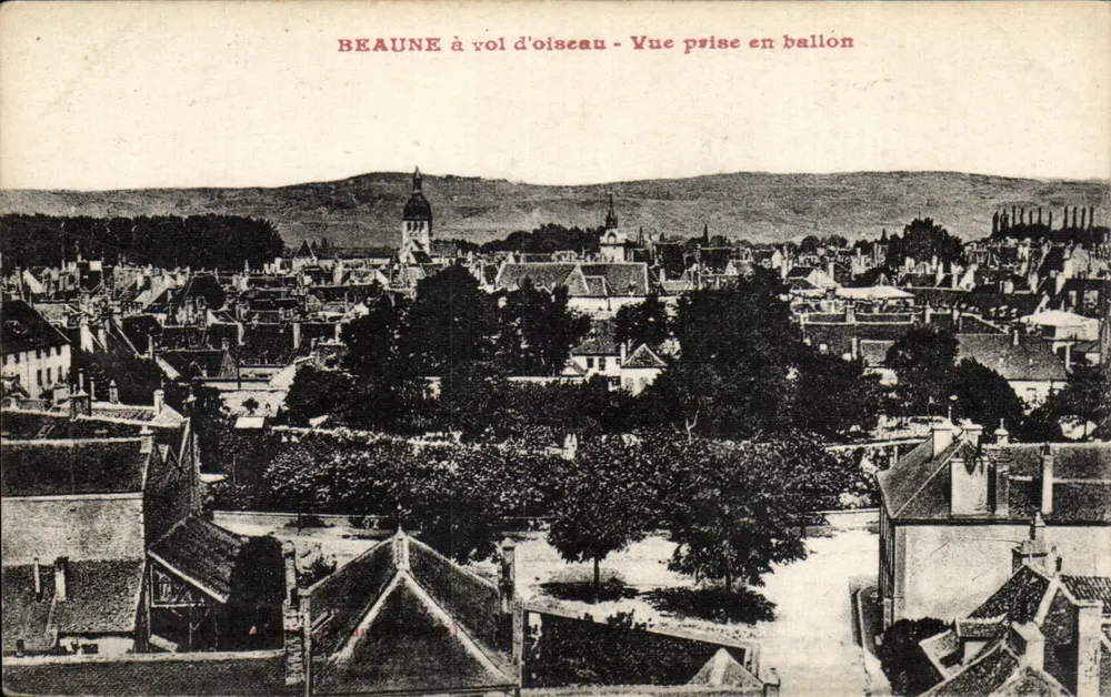 Beaune à vista de pássaro — Vista tirada em balão - Frente